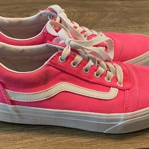 Hot pink Old School Vans
